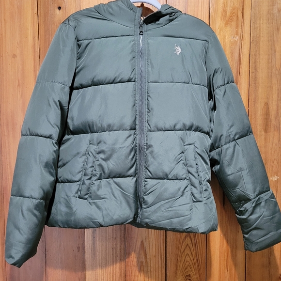 Green Hooded Puffer Coat - Picture 3 of 16